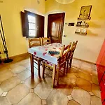 Casa Le Campane Sulla Via Francigena * Гамбасси-Терме