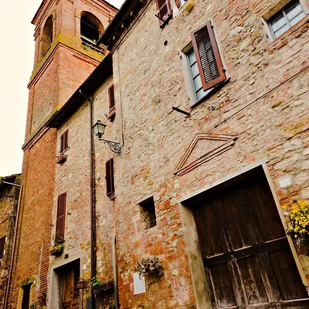 아파트 Casa Le Campane Sulla Via Francigena