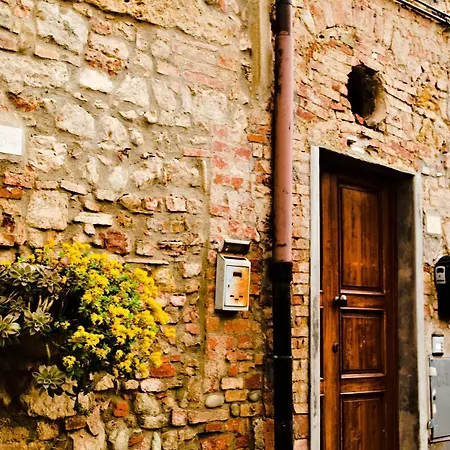 아파트 Casa Le Campane Sulla Via Francigena 감바시