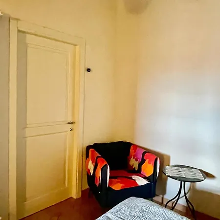 Casa Le Campane Sulla Via Francigena アパート ガンバッシ・テルメ